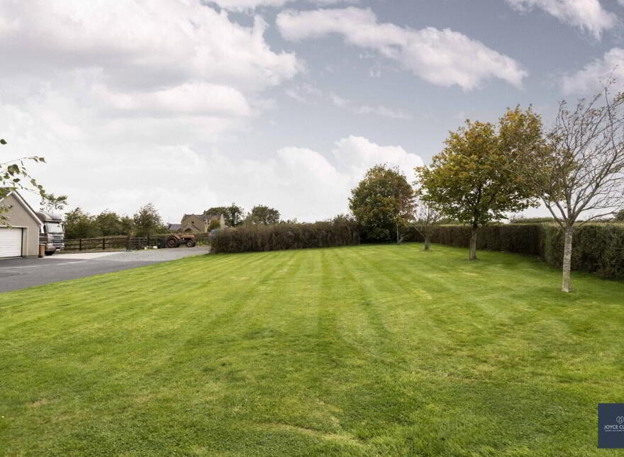 41 Ballindarragh Road, Markethill, BT60 1QB