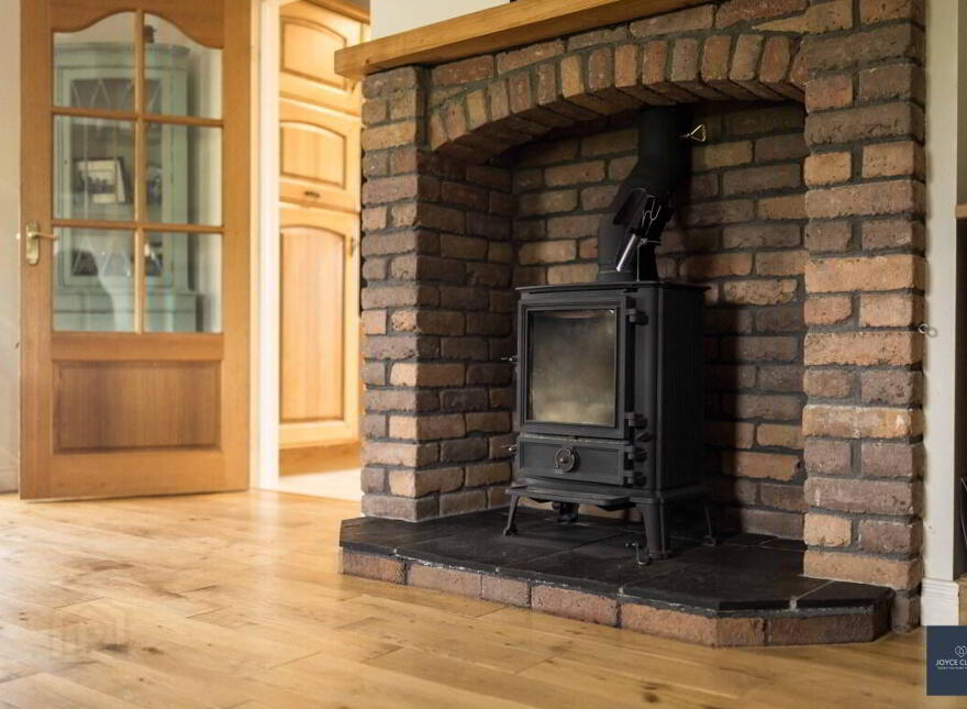 41 Ballindarragh Road, Markethill, BT60 1QB
