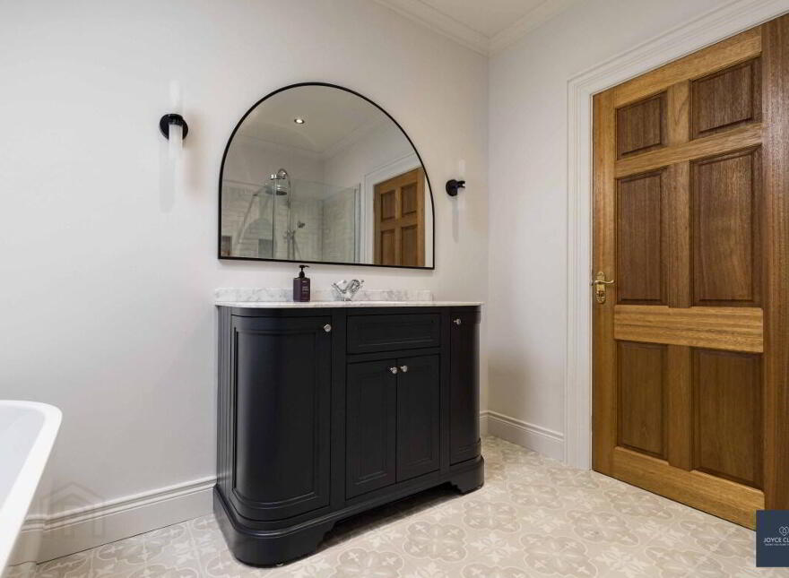 41 Ballindarragh Road, Markethill, BT60 1QB