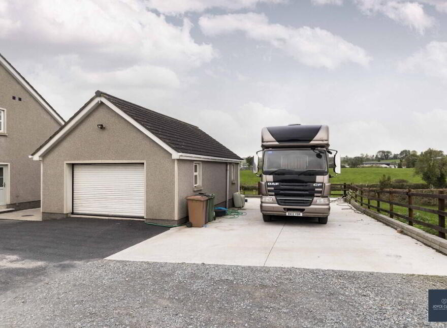 41 Ballindarragh Road, Markethill, BT60 1QB