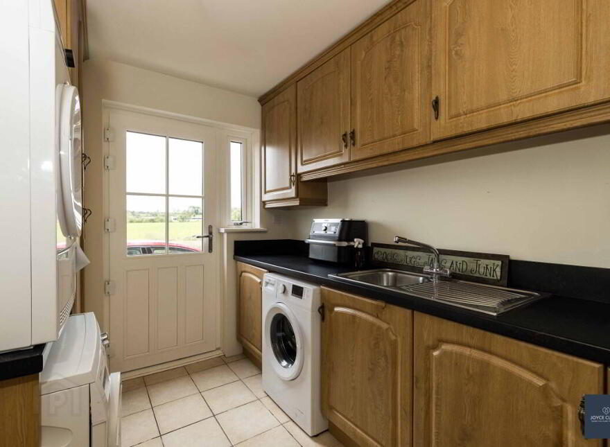 41 Ballindarragh Road, Markethill, BT60 1QB