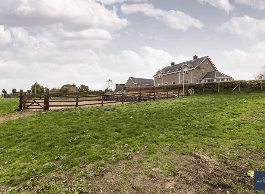41 Ballindarragh Road, Markethill, BT60 1QB