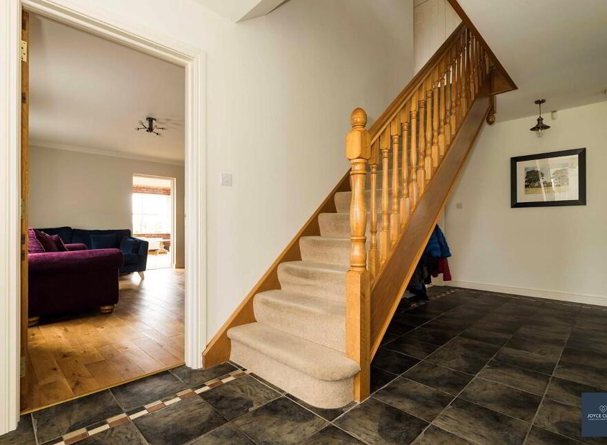 41 Ballindarragh Road, Markethill, BT60 1QB