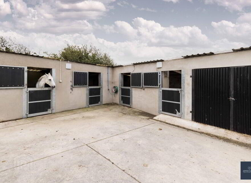 41 Ballindarragh Road, Markethill, BT60 1QB