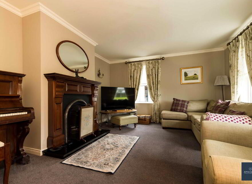 41 Ballindarragh Road, Markethill, BT60 1QB