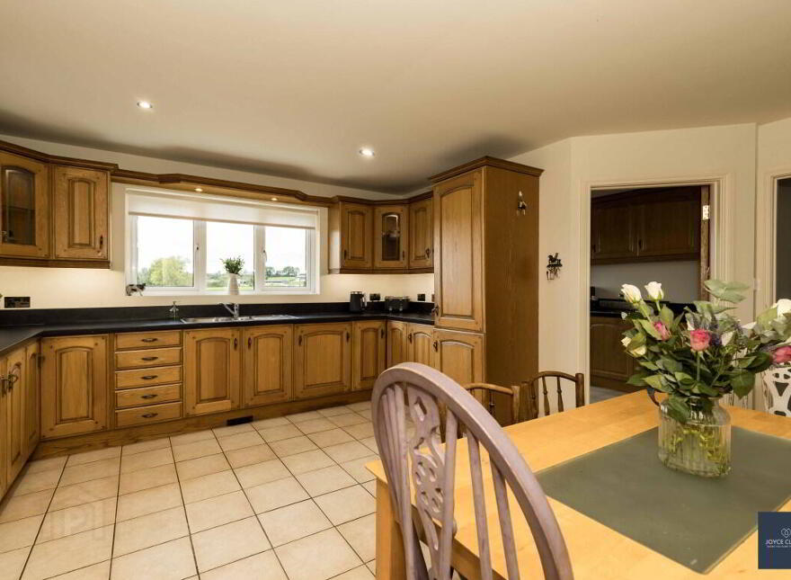 41 Ballindarragh Road, Markethill, BT60 1QB