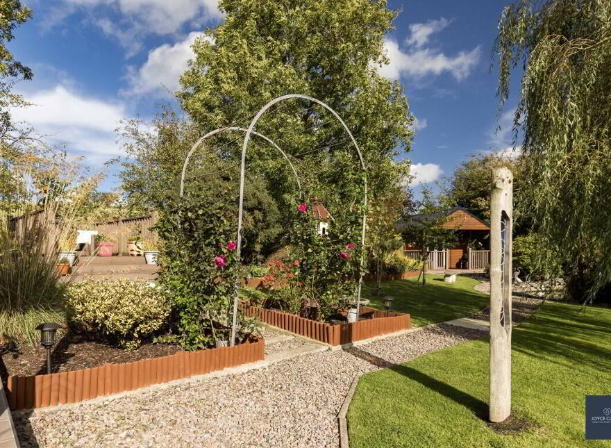Fruitfield Cottage, 11 Kilmachugh Road, Markethill, BT60 2ET