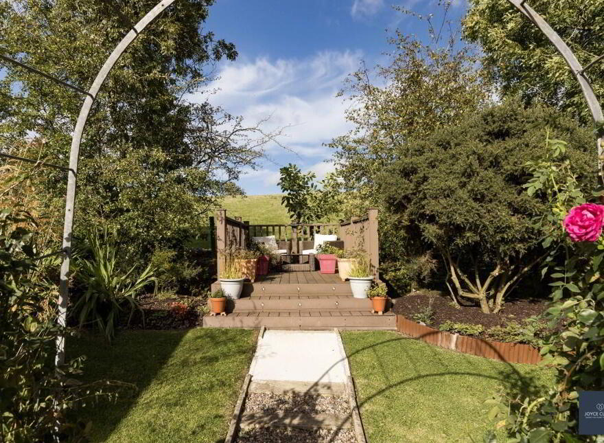 Fruitfield Cottage, 11 Kilmachugh Road, Markethill, BT60 2ET