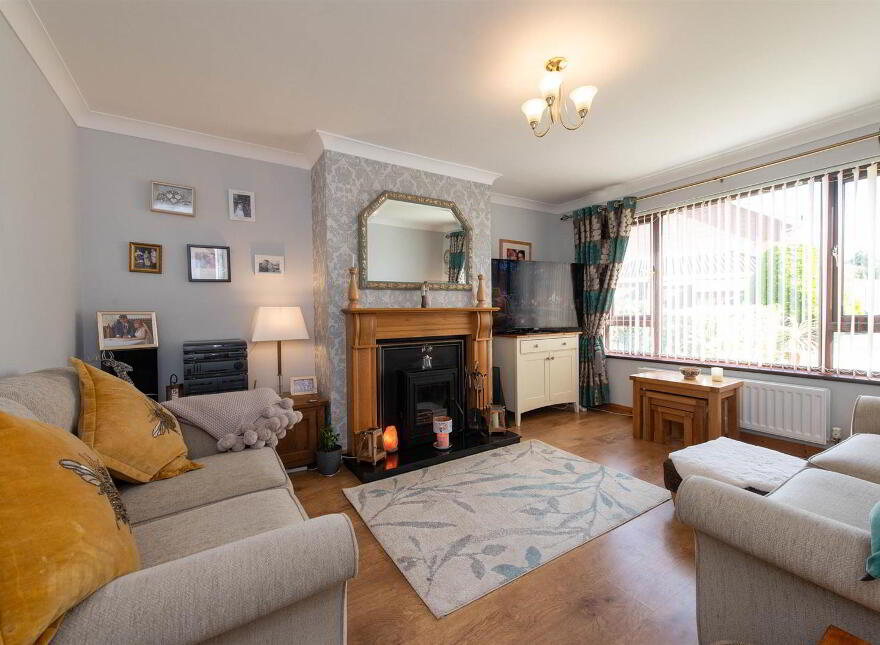 37 Shrewsbury Dale, Saintfield, BT24 7NE