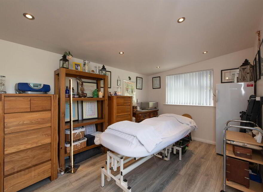 37 Shrewsbury Dale, Saintfield, BT24 7NE