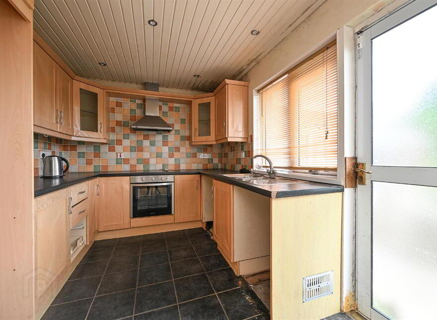 8 Knockview Park, Newtownabbey, BT36 6TY