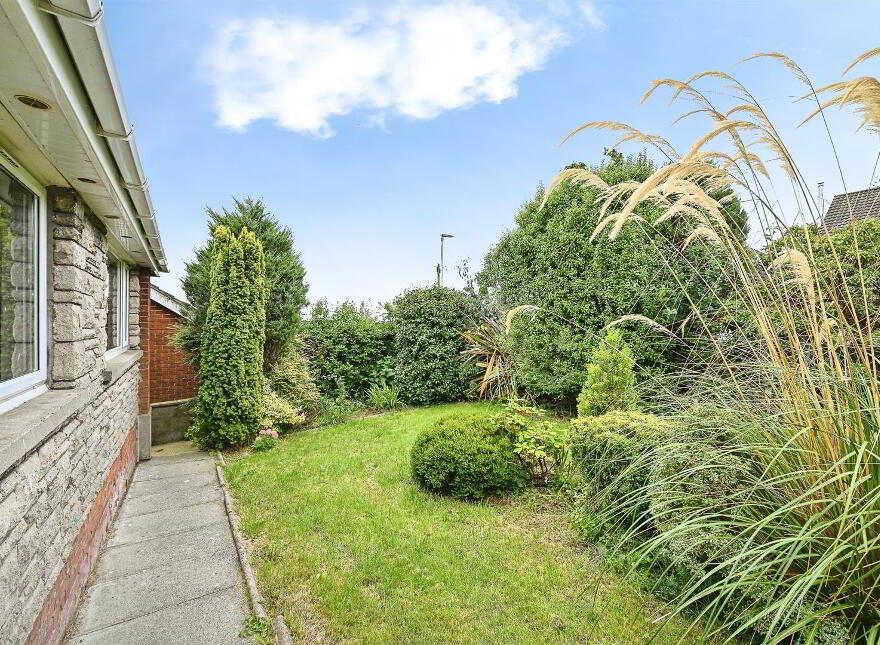 8 Knockview Park, Newtownabbey, BT36 6TY