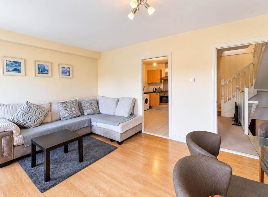 32 Garnish Square, Blanchardstown, Blanchardstown, D15HW01