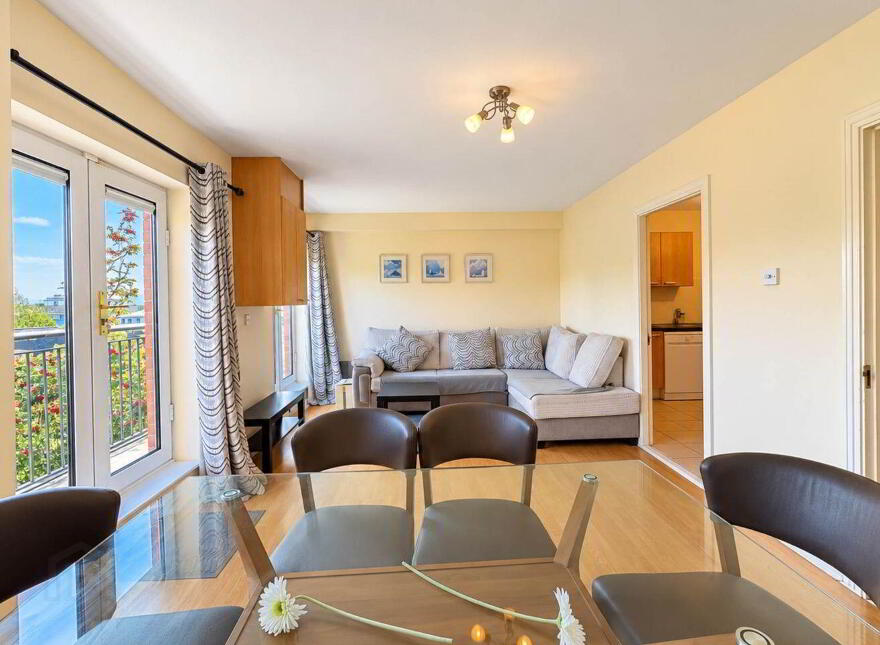 32 Garnish Square, Blanchardstown, Blanchardstown, D15HW01