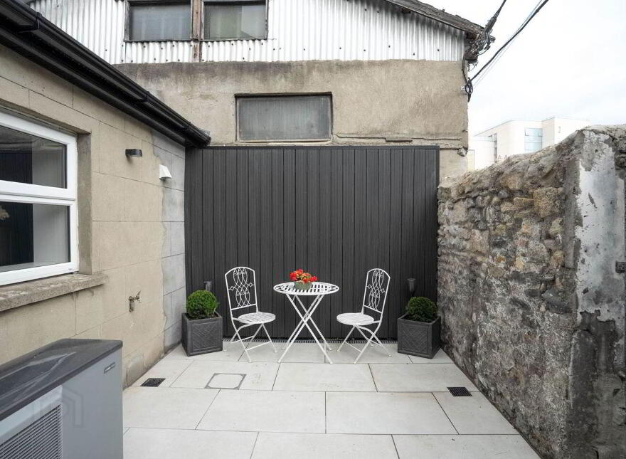 14 Grand Canal Street Upper, Ballsbridge, Grand Canal Dock, D04K1W8