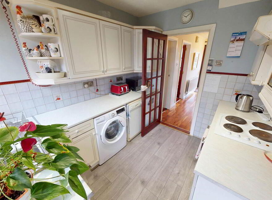5 Pond Park Crescent, Lisburn, BT28 3JJ