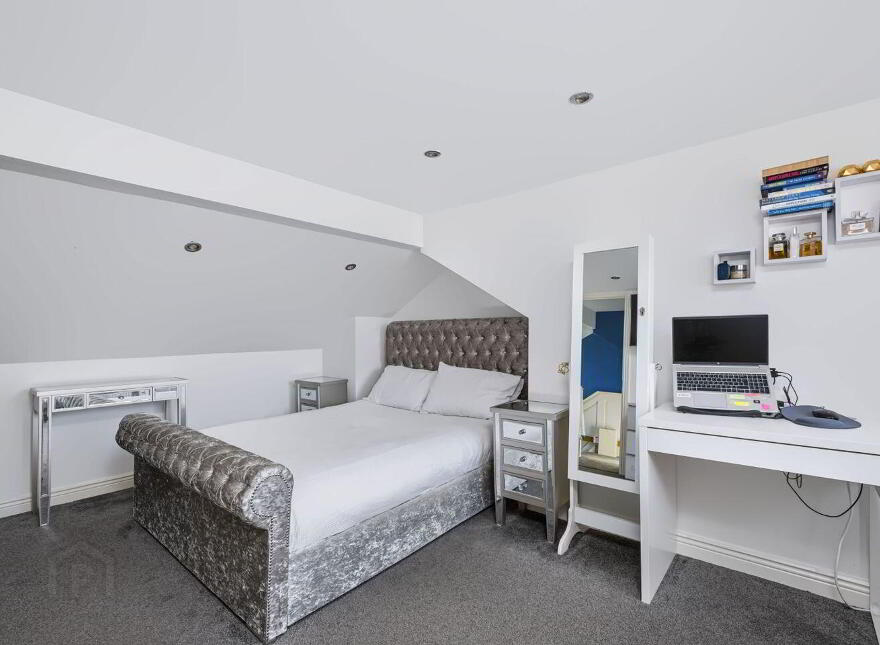 27 Woodbank Avenue, Finglas South, Dublin 11, D11E3P3