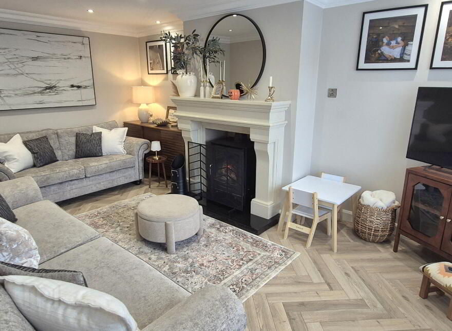 2 Orchard Row, Foyle Road, Derry, BT48 6SN
