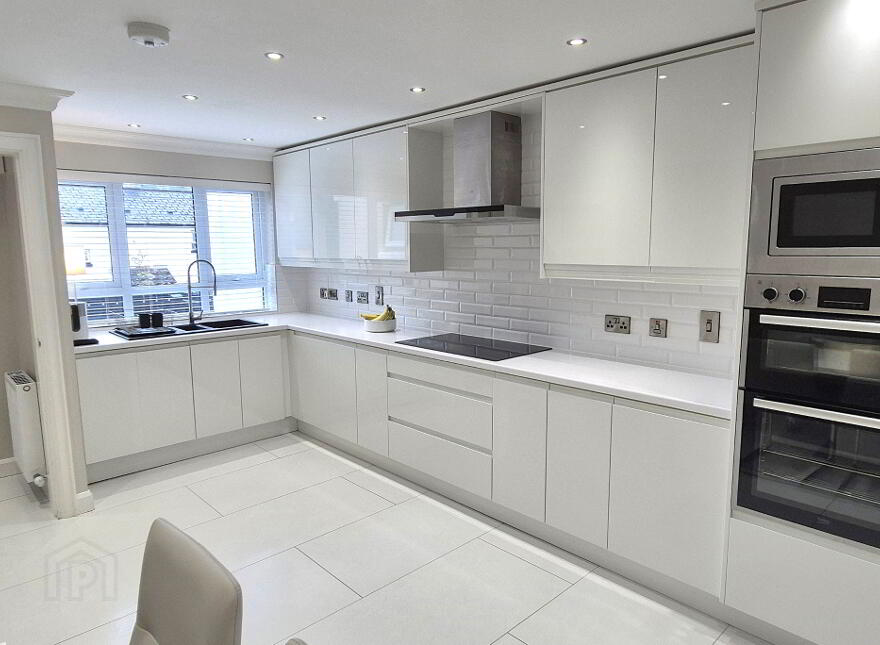 2 Orchard Row, Foyle Road, Derry, BT48 6SN