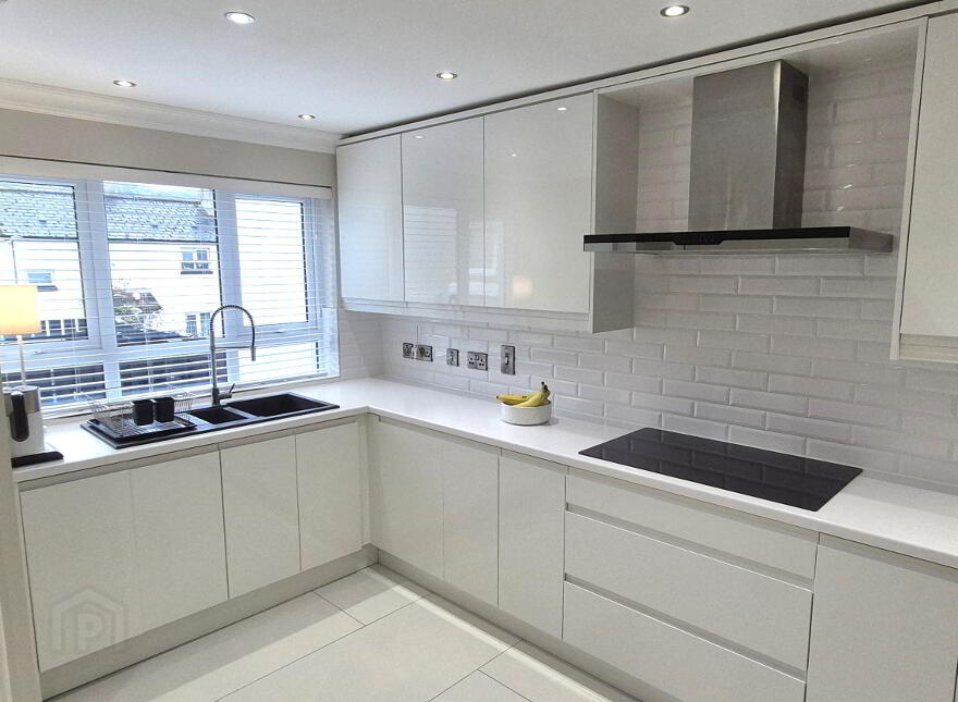 2 Orchard Row, Foyle Road, Derry, BT48 6SN