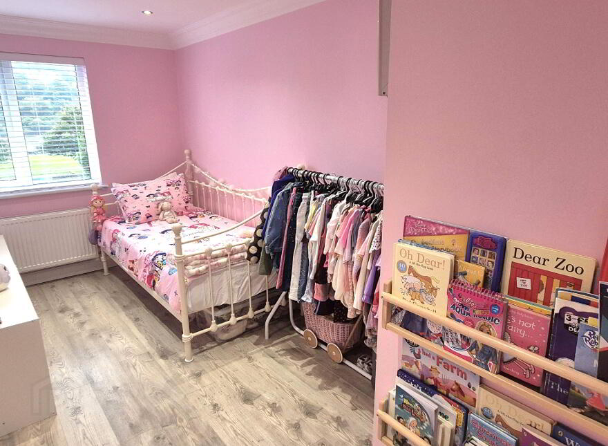 2 Orchard Row, Foyle Road, Derry, BT48 6SN