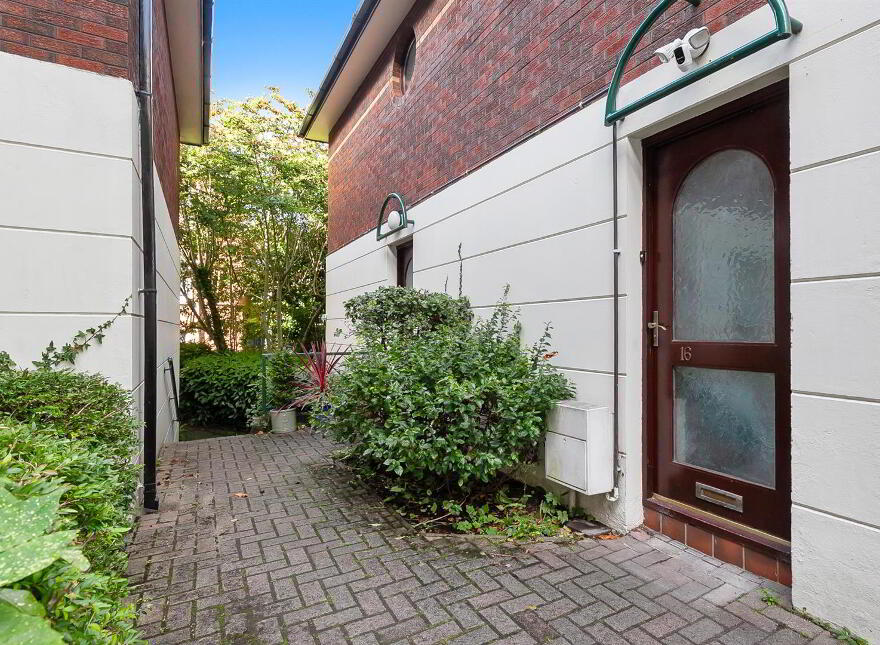 16 Ashleigh Manor, Belfast, BT9 6JY