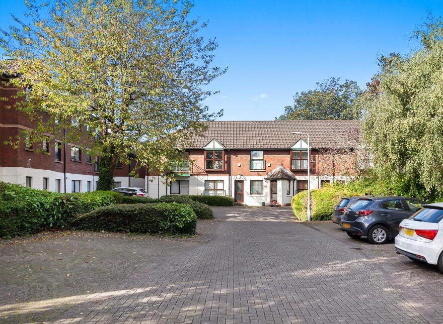 16 Ashleigh Manor, Belfast, BT9 6JY