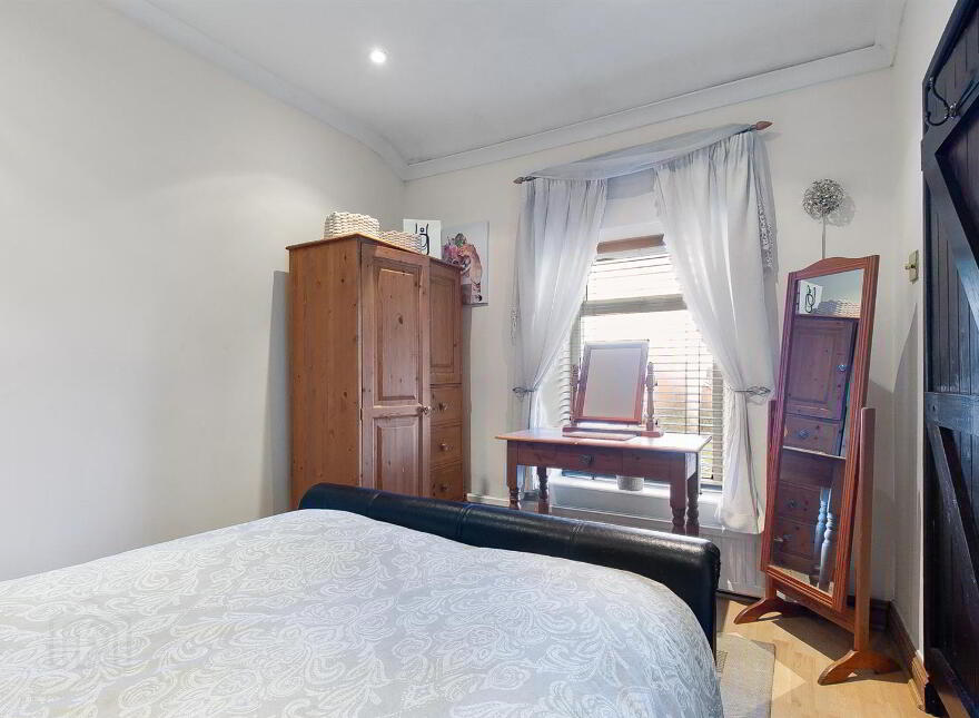 122 Hydepark Road, Newtownabbey, BT36 4PZ