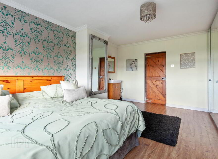 122 Hydepark Road, Newtownabbey, BT36 4PZ