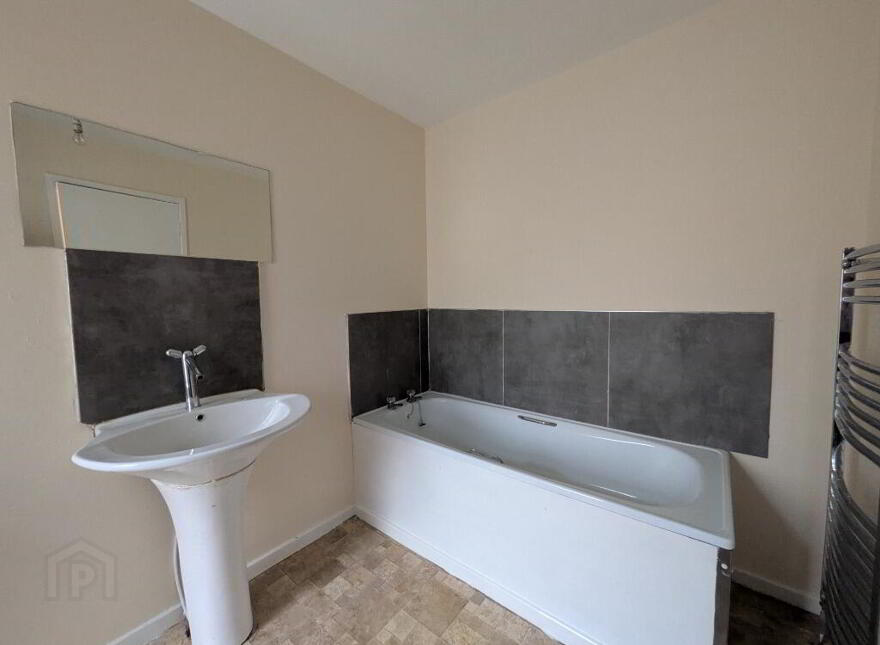 77 Albert Street, Lurgan, BT66 6JG