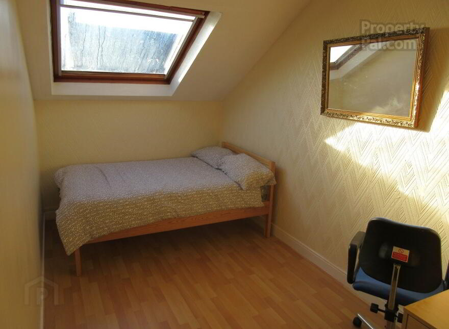 Fitzwilliam Halls, Serviced Accommodation, 3 Fitzwilliam Street, Queen...Belfast, BT9 6AW