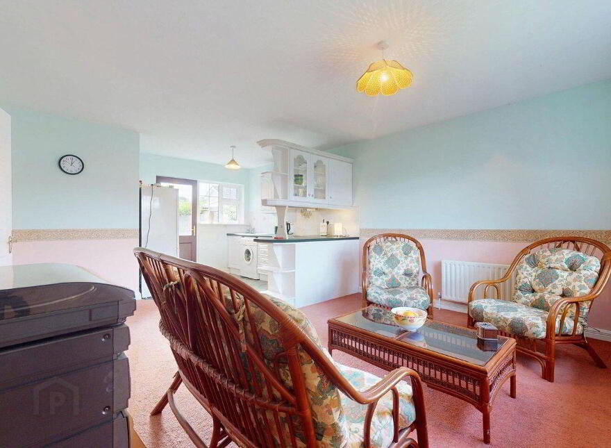 15 Manor Village, Westport Road, Castlebar, F23VP23