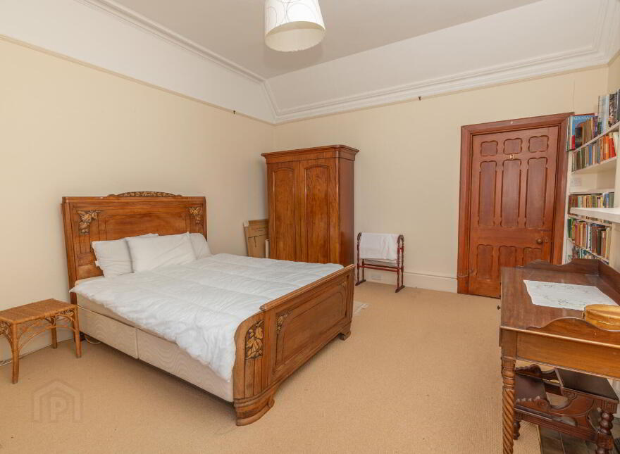 Rathturret, 12 Rath Road, Warrenpoint, Newry, BT34 3RX