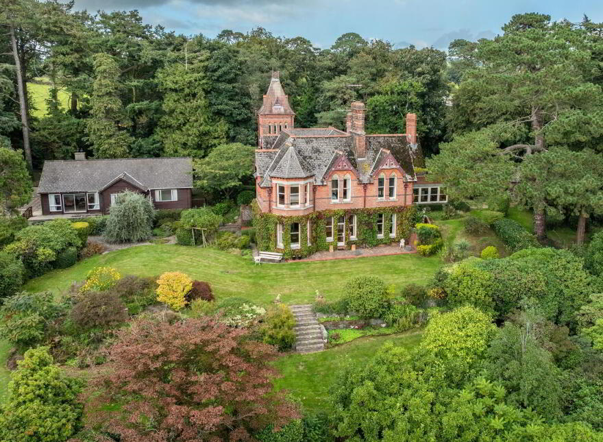Rathturret, 12 Rath Road, Warrenpoint, Newry, BT34 3RX