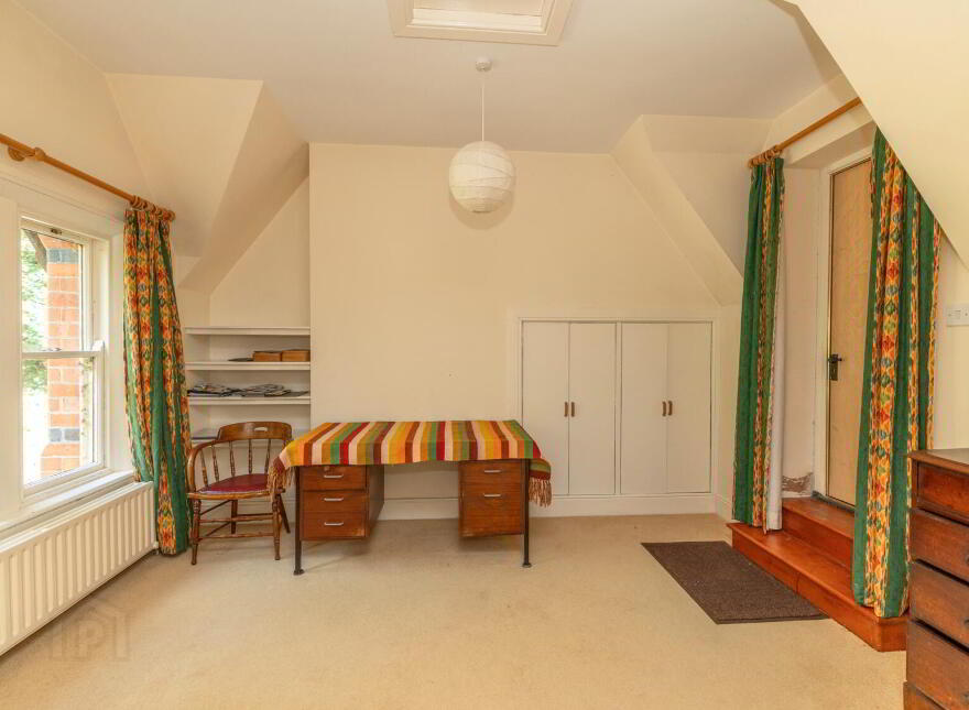 Rathturret, 12 Rath Road, Warrenpoint, Newry, BT34 3RX