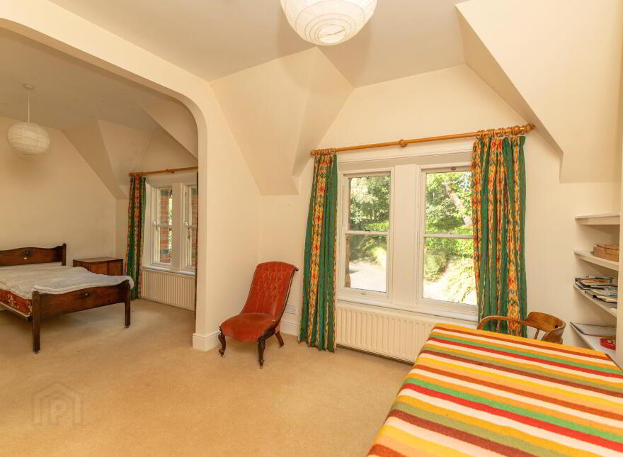 Rathturret, 12 Rath Road, Warrenpoint, Newry, BT34 3RX