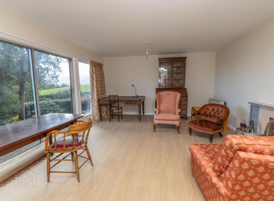 Rathturret, 12 Rath Road, Warrenpoint, Newry, BT34 3RX