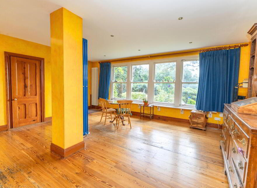 Rathturret, 12 Rath Road, Warrenpoint, Newry, BT34 3RX