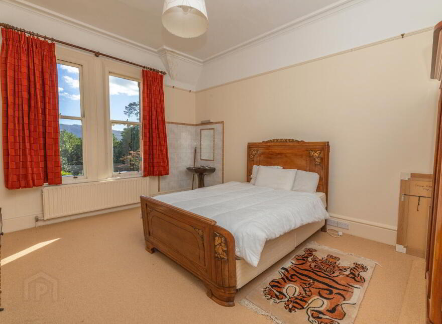 Rathturret, 12 Rath Road, Warrenpoint, Newry, BT34 3RX