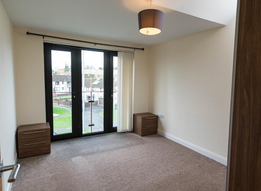 33 Drumadoon Square, Dundonald, Belfast, BT16 2QN