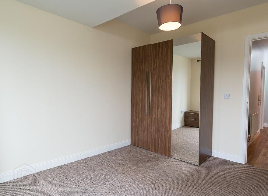 33 Drumadoon Square, Dundonald, Belfast, BT16 2QN