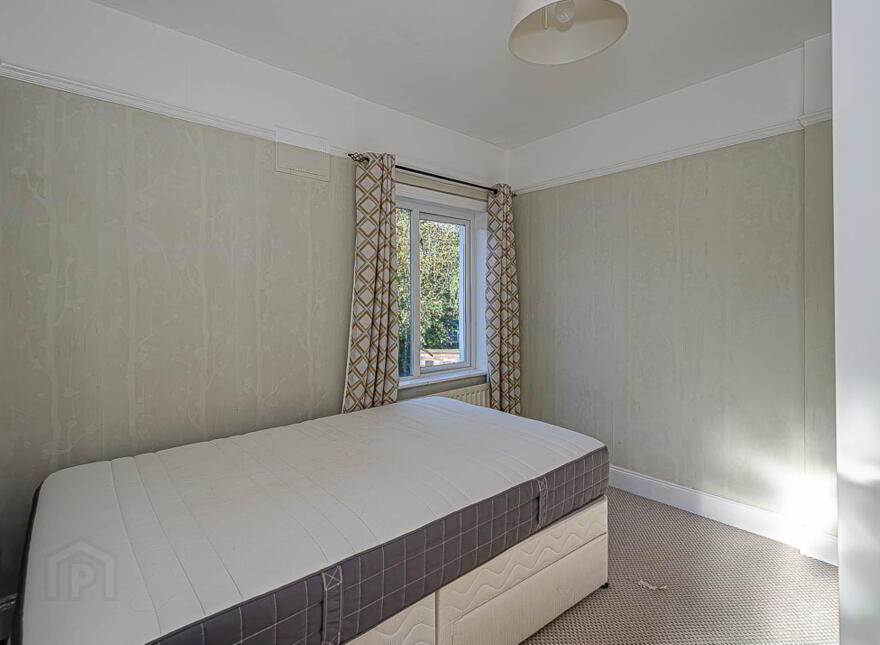 27 Ravenhill Crescent, Belfast, BT6 8JU