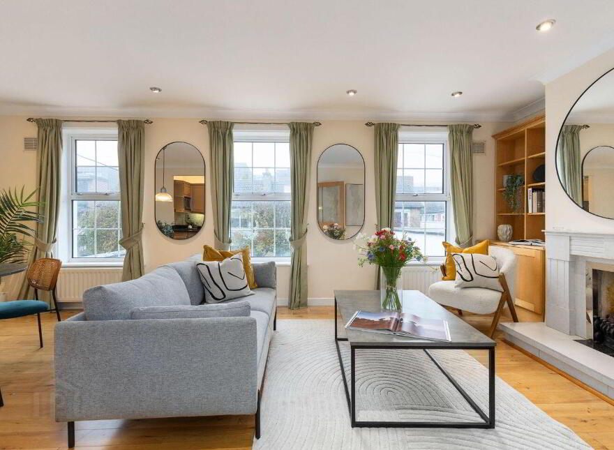 1 Grattan Mews, 25 Stephen's Lane, Dublin 2, D02PW64