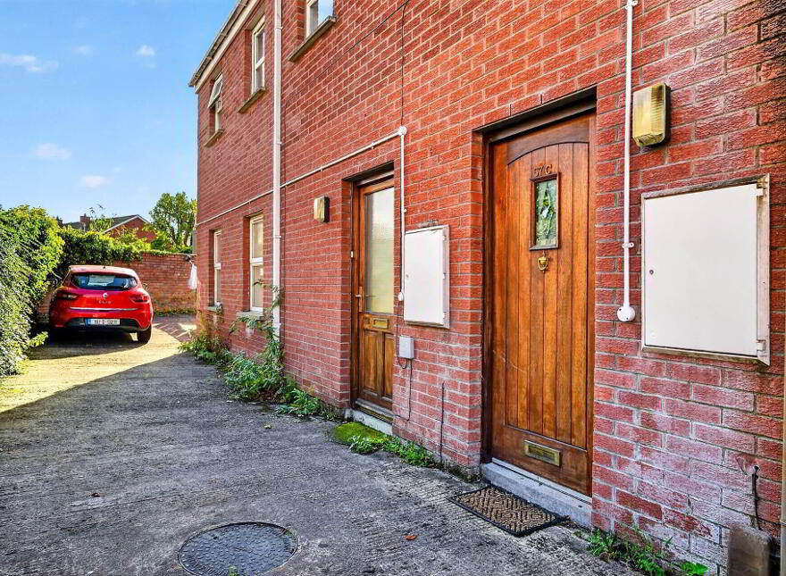 57C College Park Avenue, Belfast, BT7 1LR