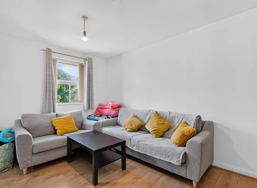 57C College Park Avenue, Belfast, BT7 1LR