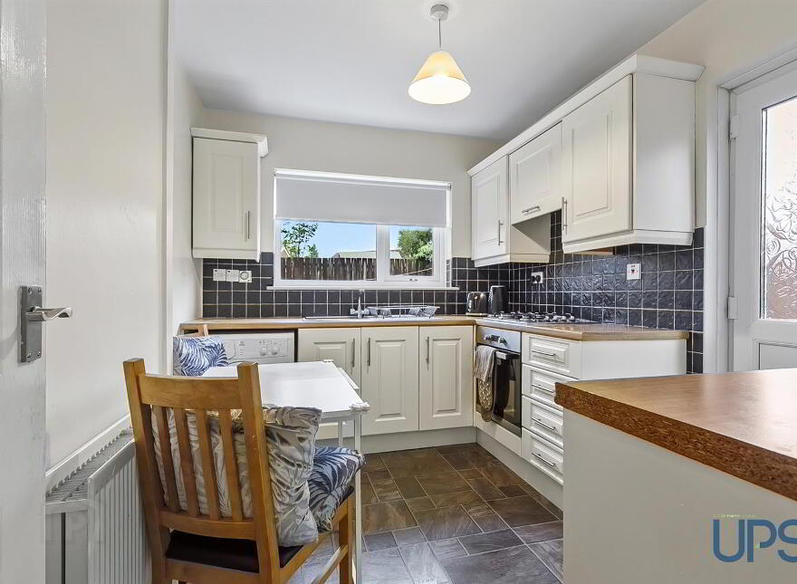 8 Andersonstown Park West, Belfast, BT11 8FN
