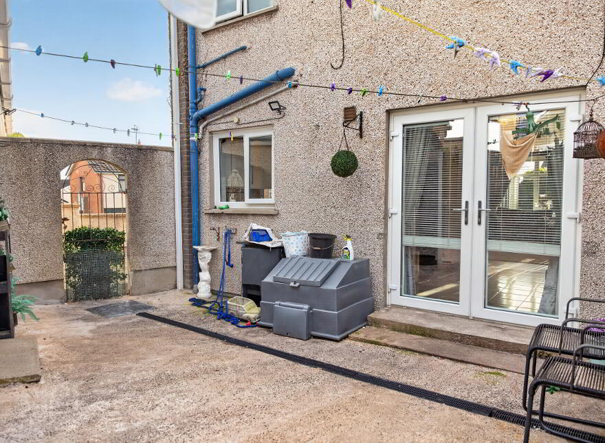 1 Knockeen Crescent, Ballymena, BT42 4DQ