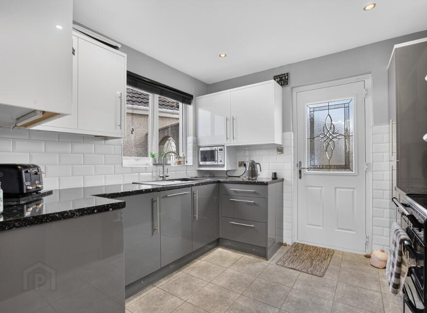 1 Knockeen Crescent, Ballymena, BT42 4DQ