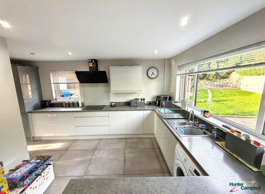 39 Regents Park, Larne, BT40 1DA