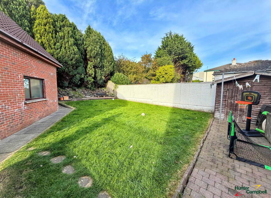 39 Regents Park, Larne, BT40 1DA